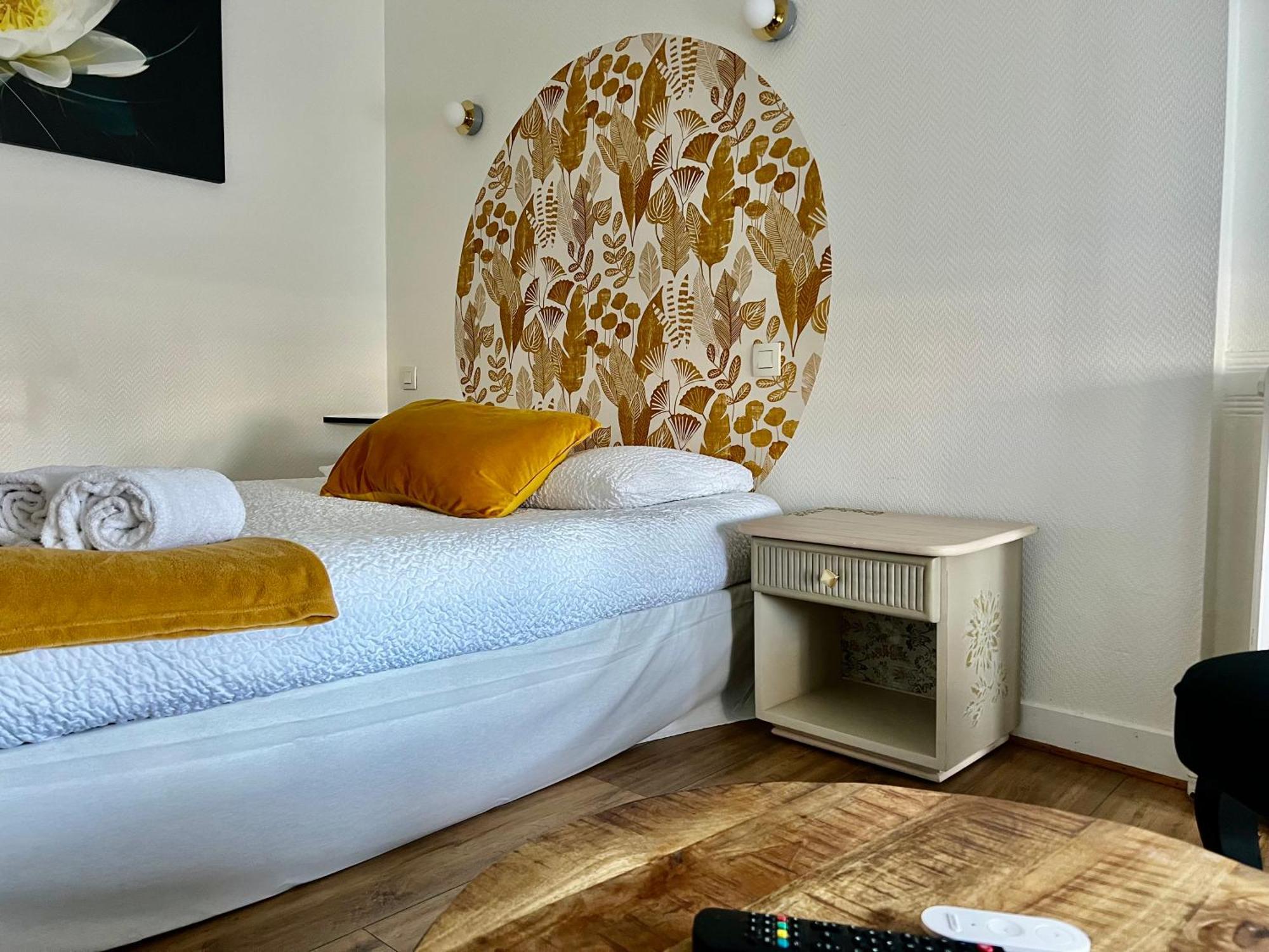Hotel De La Gare Cherbourg-en-Cotentin Εξωτερικό φωτογραφία