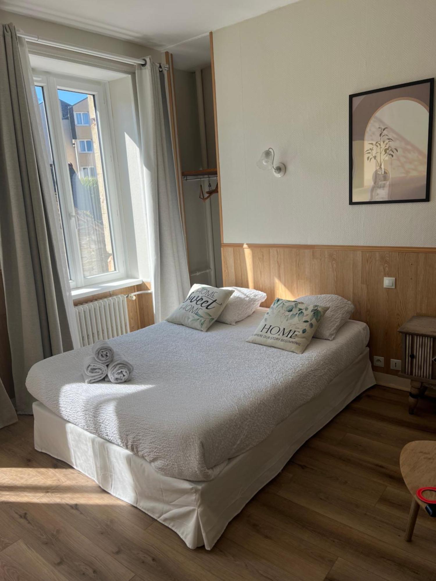 Hotel De La Gare Cherbourg-en-Cotentin Εξωτερικό φωτογραφία