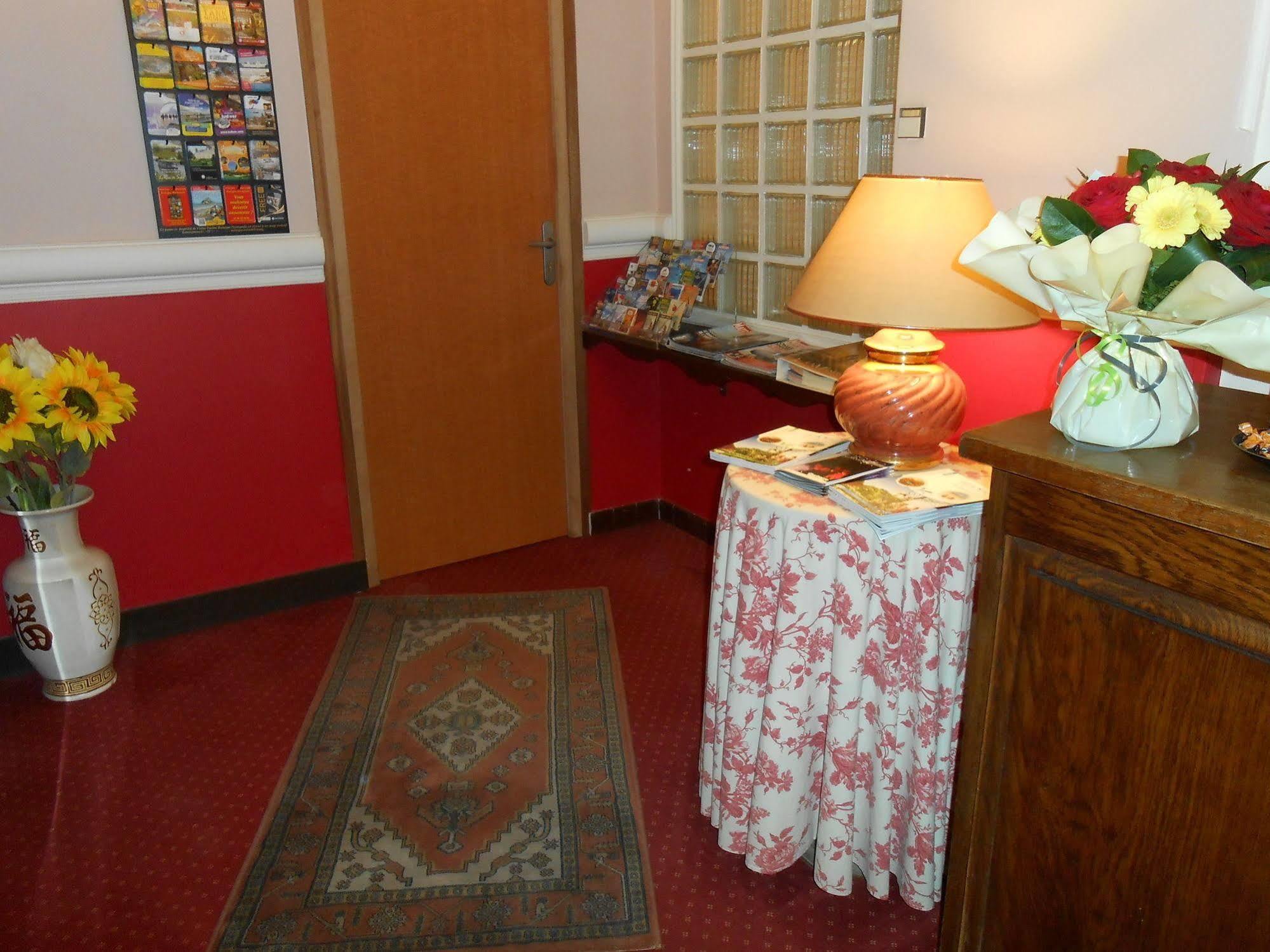 Hotel De La Gare Cherbourg-en-Cotentin Εξωτερικό φωτογραφία