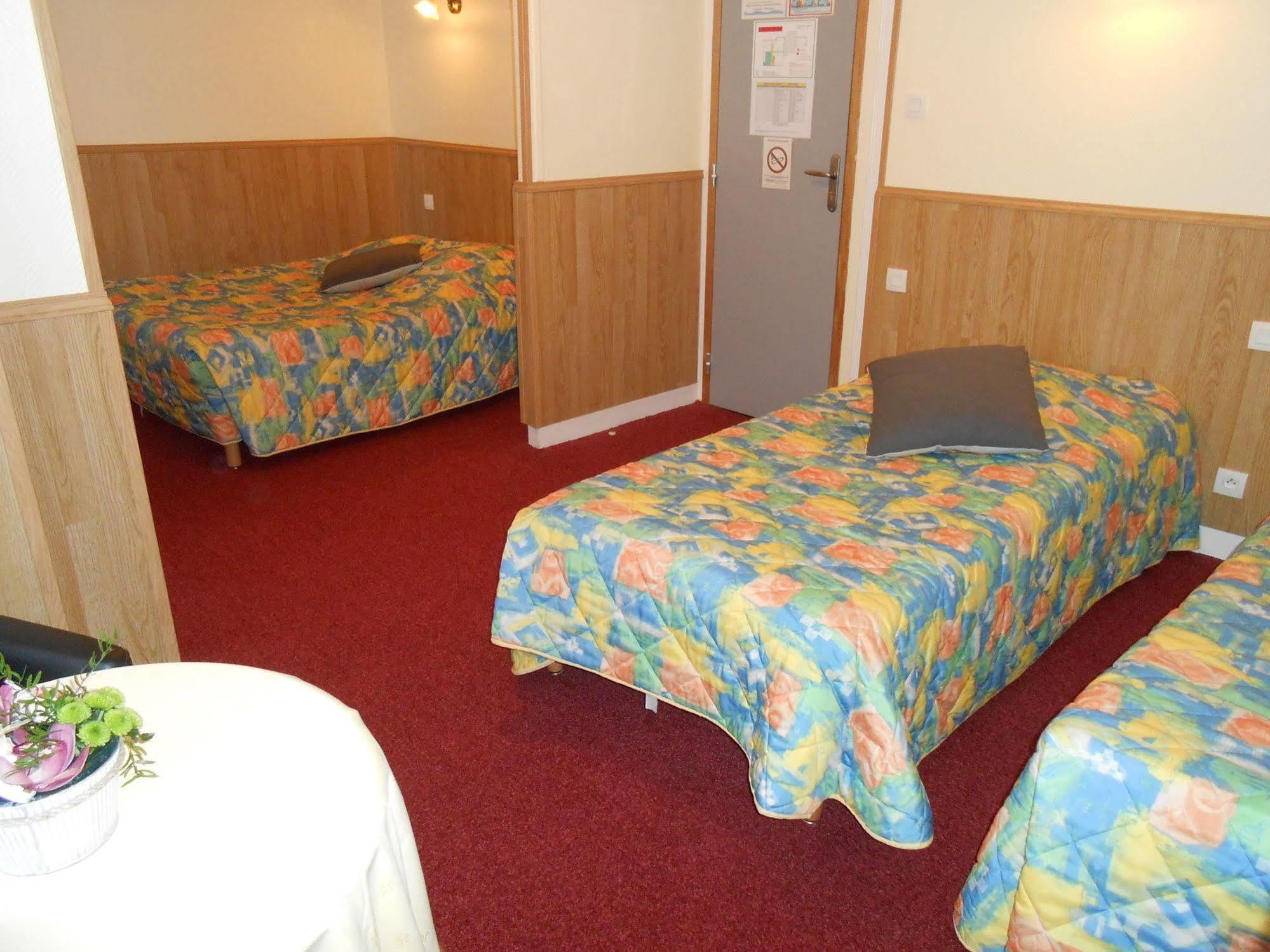 Hotel De La Gare Cherbourg-en-Cotentin Εξωτερικό φωτογραφία
