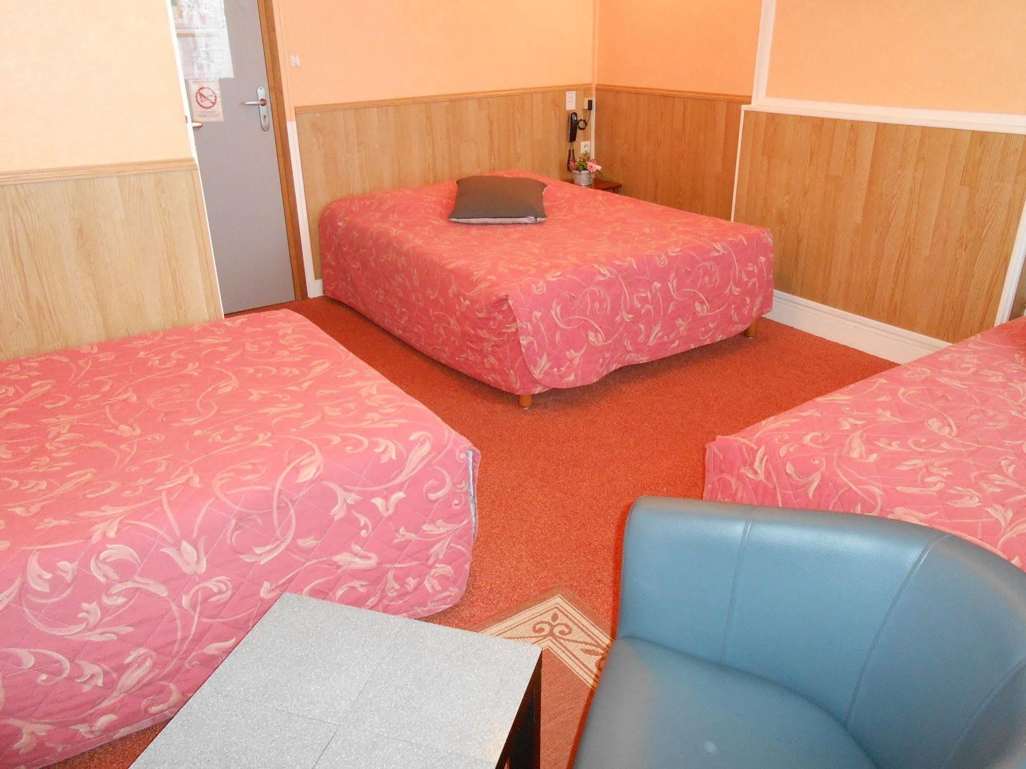 Hotel De La Gare Cherbourg-en-Cotentin Εξωτερικό φωτογραφία