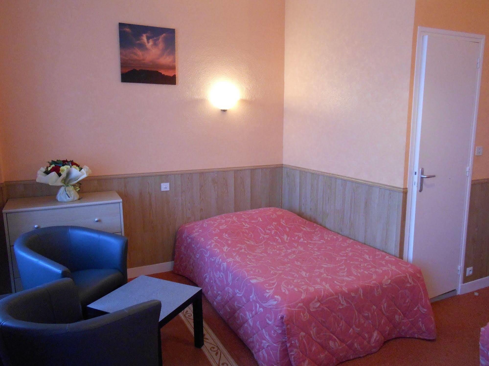 Hotel De La Gare Cherbourg-en-Cotentin Εξωτερικό φωτογραφία
