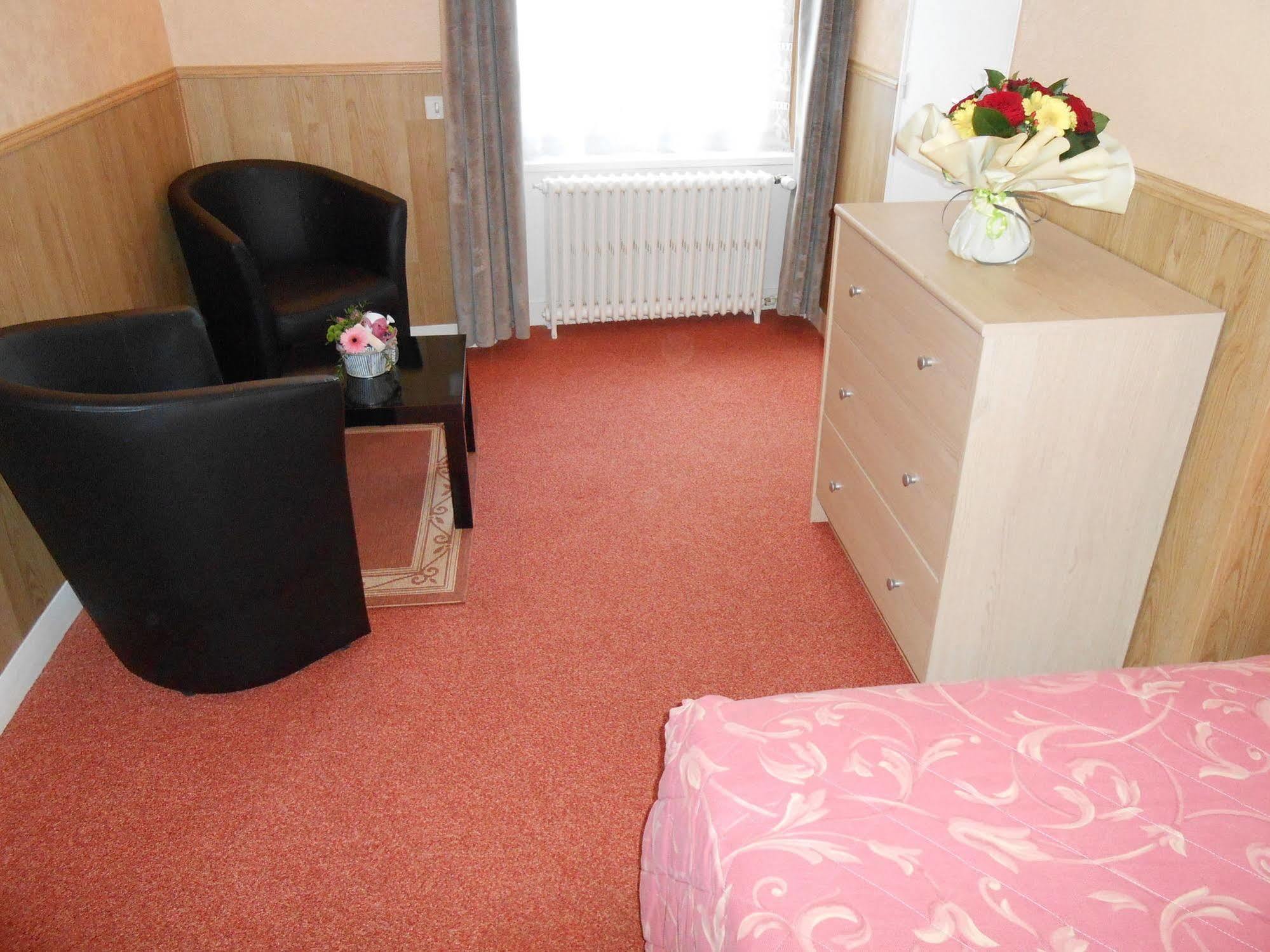 Hotel De La Gare Cherbourg-en-Cotentin Εξωτερικό φωτογραφία
